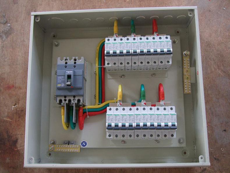防爆檢修箱實物接線圖